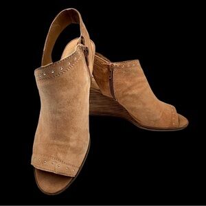 Lucky Brand Open Toe Camel Brown Booties with Silver Studs Size 9